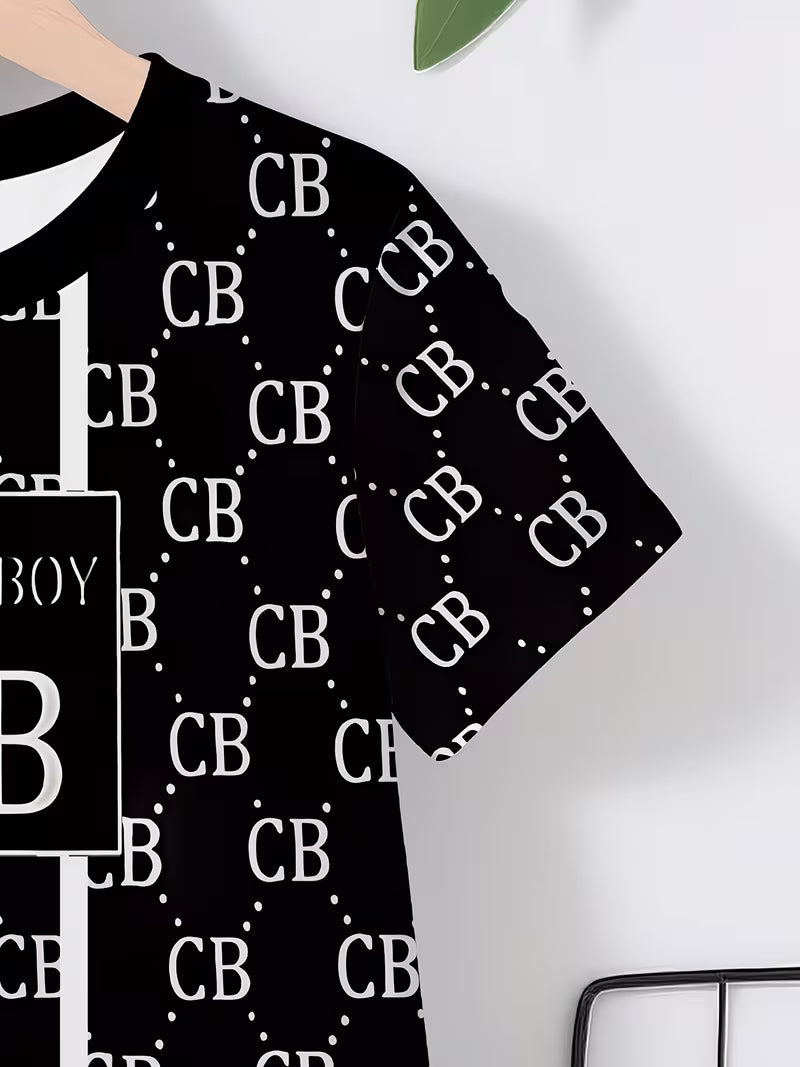 Two-Piece Set for Baby Boys Featuring a Stylish Black And White