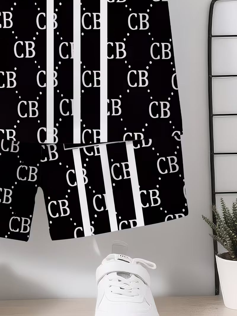 Two-Piece Set for Baby Boys Featuring a Stylish Black And White